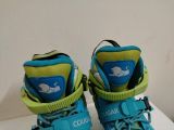  Patin màu xanh Cougar size 35 38 (Tầm chân size giày thường 33 34 vẫn đi tốt). 