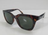  Kính râm gọng màu mã não mai rùa Superdry (Thương hiệu Anh Quốc). 
