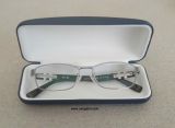  Gọng kính titanium màu bạch kim Lacoste chuẩn xịn. Gọng độ mới hơn 90% full hộp đẹp. 
