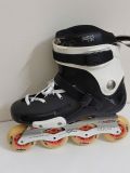  Patin cao cấp chuyên nghiệp màu đen Seba sise 39 (Chân tầm size 37 38) 
