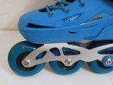  Patin màu xanh Flying Eagle size 33 co giãn 37 (Tầm chân size 31 32 vẫn đi tốt). 