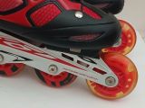  Patin màu đen phối màu đỏ Cougar size 38 41 (Tầm chân size 35 36 vẫn đi tốt)(Độ mới khoảng 90%). 