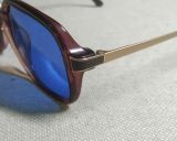  Kính râm cổ điển dáng vuông màu nâu tròng màu xanh thương hiệu Charmant. 