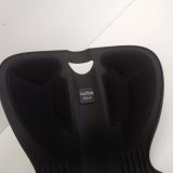  Ghế ngồi chống gù màu đen CURBLE của Hàn Quốc.. 