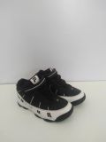  Giày thể thao Fila dành cho trẻ em Size 35 (Tương đương chân 22cm). 