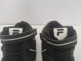  Giày thể thao Fila dành cho trẻ em Size 35 (Tương đương chân 22cm). 