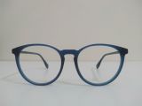  Gọng kính nữ màu xanh Police độ mới khoảng 96%. 
