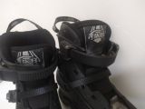 Patin màu đen BKB Flying Eagle B5S size 39 40 (Chân từ 35 vẫn đi vừa). 