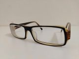  Gọng kính màu đen phối màu mã não đậm chất cổ điển thương hiệu Jins Global Standard 