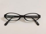  Gọng kính màu đen càng vân đốm Jins thương hiệu Nhật Bản. 