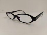  Gọng kính màu đen càng vân đốm Jins thương hiệu Nhật Bản. 