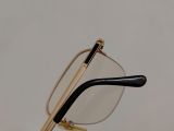  Gọng kính nam giới dáng nửa viền titanium màu vàng tây thương hiệu Charmant. 