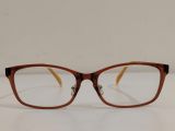  Gọng kính mầu nâu nhựa trọng thương hiệu Jins. Gọng kính thuộc dòng Air Frame. 