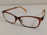  Gọng kính mầu nâu nhựa trọng thương hiệu Jins. Gọng kính thuộc dòng Air Frame. 