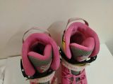  Patin màu hồng Flying Eagle size 38 co giãn 42 (Tầm chân size 34 35 vẫn đi tốt). (Patin đẹp độ mới cao khoảng 90%) 