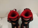  Patin màu đen và màu đỏ Flying Eagle size 33 co giãn 37 (chân giày thường size 30 31 đã có thể đi tốt) 