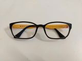  Gọng kính màu đen càng màu vàng ExFash (Made in Korea). 