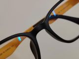  Gọng kính màu đen càng màu vàng ExFash (Made in Korea). 