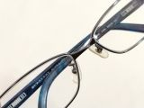  Gọng kính titanium màu hun khói thương hiệu xa xỉ Burberry của Anh Quốc (BT5034T 1109). 