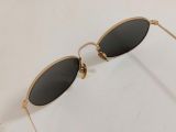  Kính râm cổ điển màu vàng tây thương hiệu nổi tiếng của Ý Giorgio Armani. 