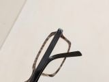  Gọng kính màu đen thương hiệu Jil Sander (Made in Italy). 