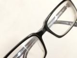  Gọng kính màu đen thương hiệu Jil Sander (Made in Italy). 