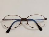  Gọng kính nam giới titanium màu nâu hun khói thương hiệu xa xỉ Burberry. 