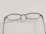 Gọng kính nam giới titanium màu nâu hun khói thương hiệu xa xỉ Burberry. 