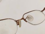  Gọng kính titanium cao cấp dáng nửa viền màu nâu sáng thương hiệu NewYorker (Made in Japan). 