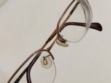  Gọng kính titanium cao cấp dáng nửa viền màu nâu sáng thương hiệu NewYorker (Made in Japan). 