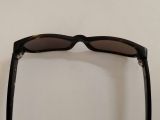  Kính râm thương hiệu Rayban dành cho người có khuôn mặt nhỏ nhắn. 