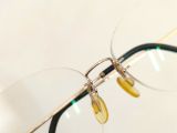  Gọng kính khoan ba mảnh titanium mạ vàng thật thương hiệu Hoya (Made in Japan). 