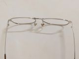  Gọng kính titanium màu bạch kim thương hiệu Hoya Nhật Bản 