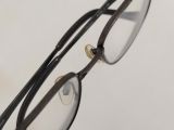  Gọng kính titanium màu hun khói thương hiệu Rodenstock nổi tiếng của Đức (Made in Japan). 