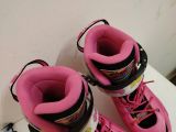  Patin màu hồng BKB Flying Eagle size 38 co giãn 42 (Tầm chân size 36 37 vẫn đi tốt)(Độ mới khoảng 90%). 