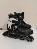  Patin màu đen Flying Eagle size 38 co giãn 42 (Tầm chân size 36 37 vẫn đi tốt)(Độ mới khoảng 90%). 