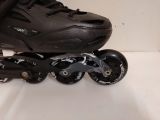  Patin màu đen Flying Eagle size 38 co giãn 42 (Tầm chân size 36 37 vẫn đi tốt)(Độ mới khoảng 90%). 