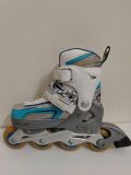  Patin màu xanh ghi BKB Flying Eagle size 33 co giãn 37 (chân giày thường tầm size 30 vẫn đi tốt). 