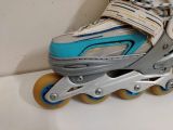  Patin màu xanh ghi BKB Flying Eagle size 33 co giãn 37 (chân giày thường tầm size 30 vẫn đi tốt). 