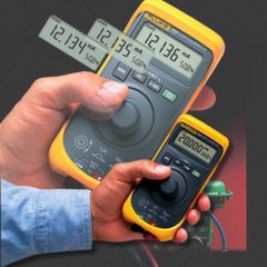 Máy hiệu chuẩn dòng điện FLUKE 707