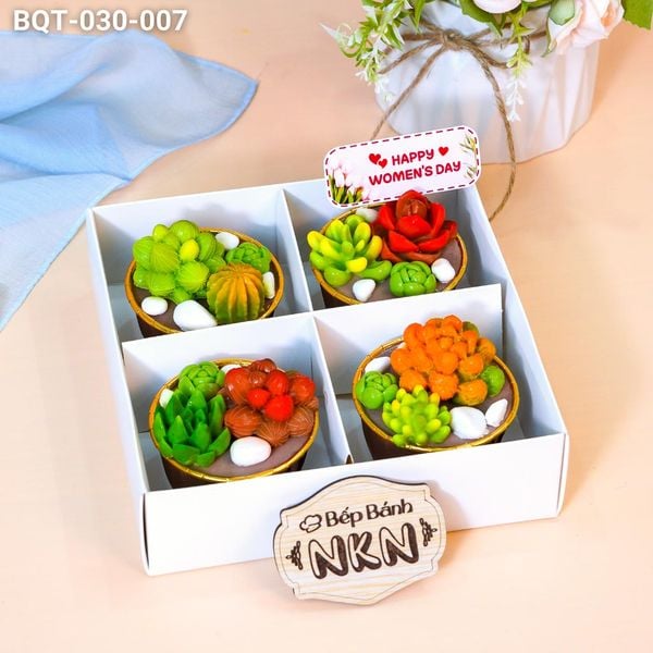  Hộp Quà 4 Cupcake Sen Đá (BQT-030-007) 