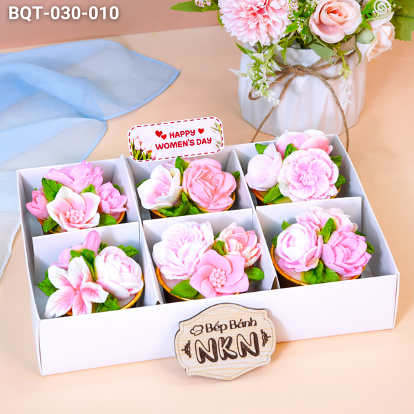  Hộp Bánh Quà Tặng 6 Cupcake Hoa Hồng (BQT-030-010) 