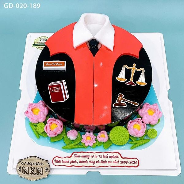  Bánh Kỷ Niệm Áo Thẩm Phán (GD-020-189) 