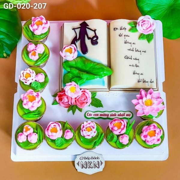  Bánh Sinh Nhật Hoa Sen Tặng Mẹ (GD-020-207) 