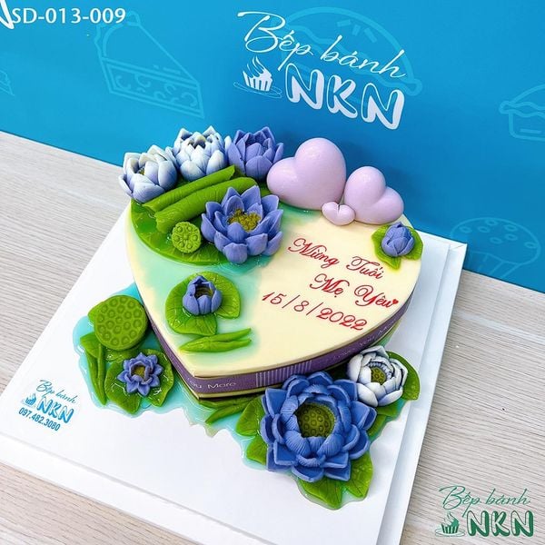  Bánh Sinh Nhật Hoa Sen Cạn - Trái Tim (SD-013-009) 