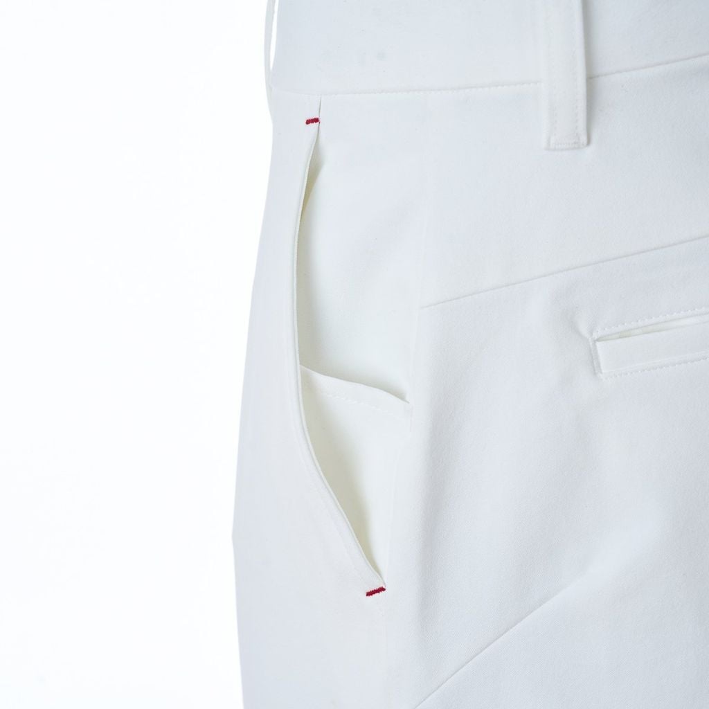 Quần golf nam Le Coq vải chéo trắng chống bám bẩn