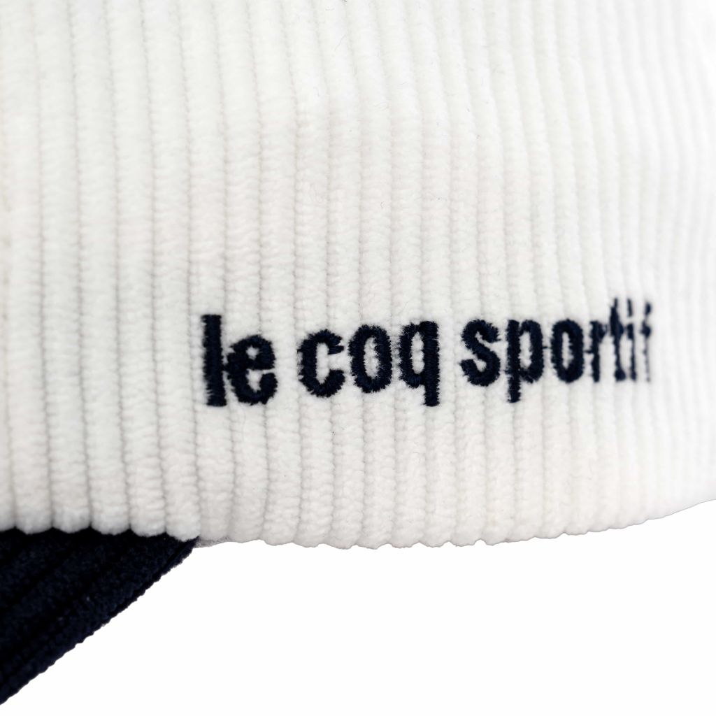 golfer đội mũ nhung Le Coq Sportif phong cách Pháp