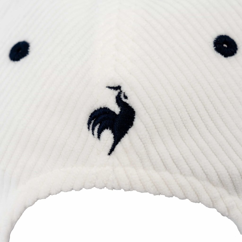 mũ thời trang nhung Le Coq Sportif phối đồ thu đông