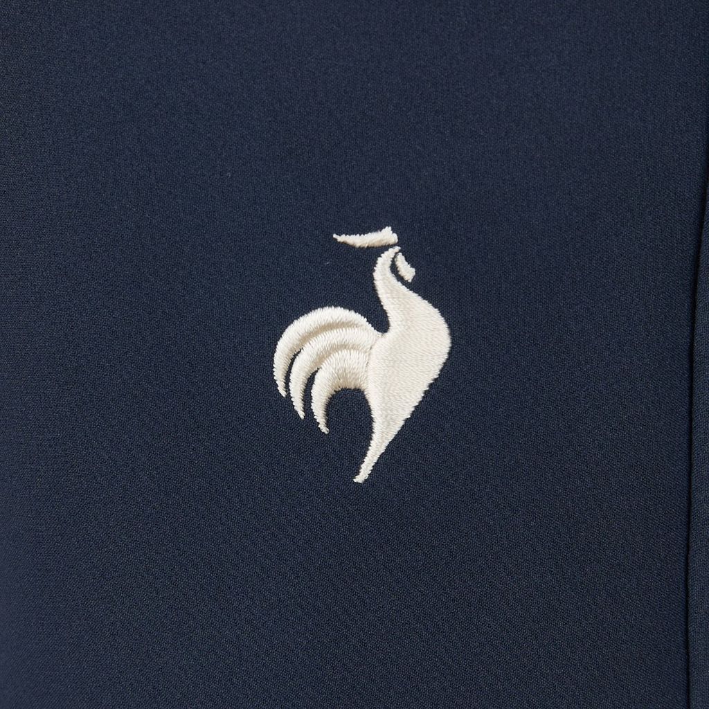 Công nghệ Heat Navi giữ ấm và Solotex co giãn mềm mại trên quần Le Coq Sportif