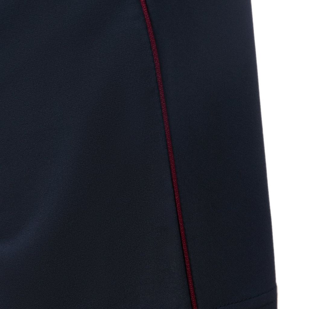 Phom dáng ôm gọn, sang trọng và dễ phối đồ – quần gió nam Le Coq Sportif LT5FPZ21MV-NV00